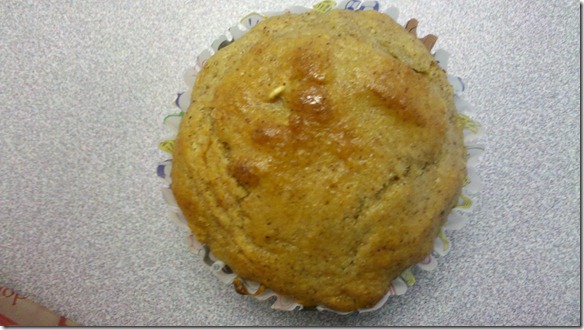 banana bread muffin